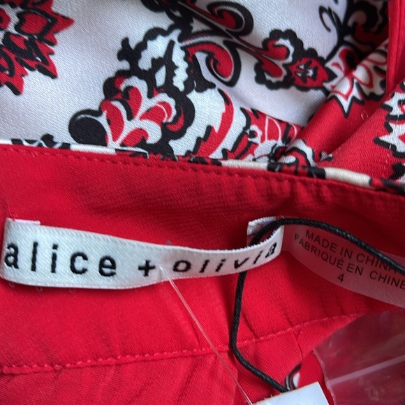 Alice + Olivia 🔥Mertie Maxi Dress in Allure Medallion - Picture 8 of 10